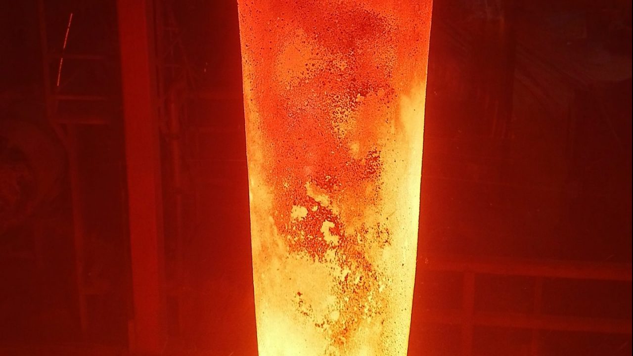 Reducing electrode wear in the EAF process with ArcSpec - Luxmet